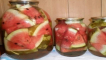 Nejlepší recepty na okamžité vaření slaných melounů na zimu, se sterilizací i bez ní