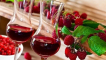 Top 2 recepty na výrobu vína z malin a rybízu doma