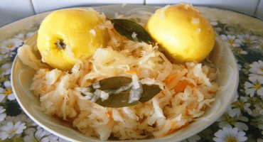 13 Nejlepších receptů na domácí kysané zelí