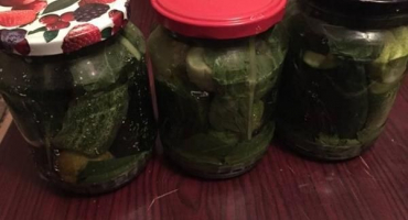 9 Nejlepších receptů na zavařování okurek se studenou vodou