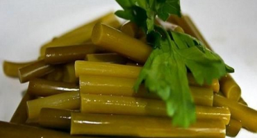 9 Receptů krok za krokem, jak si doma vyrobit nakládaný medvědí česnek na zimu