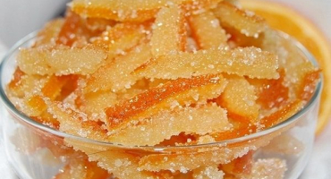 Rychlé recepty na domácí kandovanou pomerančovou kůru