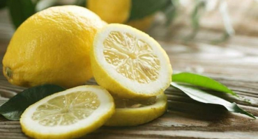 Proč je citron užitečný a škodlivý pro lidské tělo, vlastnosti a kontraindikace