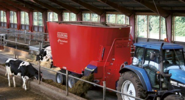 Jaké jsou krmné vozy pro dobytčí farmy??