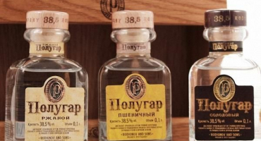 Klasický recept na domácí výrobu chlebového vína