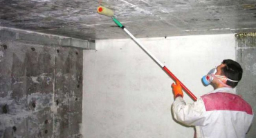 V létě uklízíme sklep, v zimě hrnec neznáme