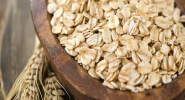 Oves a rolovaný oves jsou ovesné vločky nebo ne, jaký je rozdíl a míra spotřeby