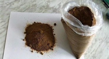 Indikace pro použití hořčičného koláče a jak správně používat hnojivo