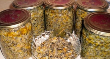 Krok za krokem recepty na přípravu kaviáru z mléčných hub na zimu