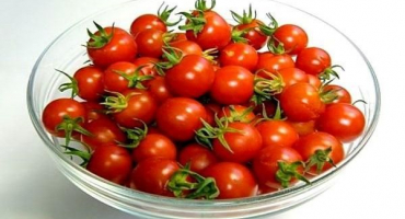 Krok za krokem recepty na vaření zeleniny v rajčatové šťávě na zimu