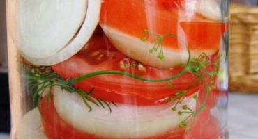 Jednoduchý recept na úžasná rajčata v želé na zimu si budete olizovat prsty