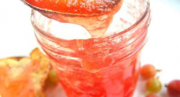Jednoduché recepty na výrobu angreštového želé na zimu