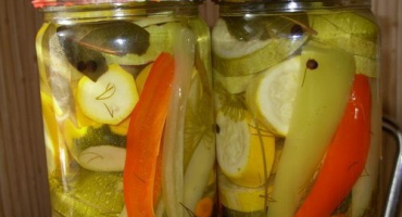 Okamžité recepty na křupavou lehce osolenou cuketu za 5 minut