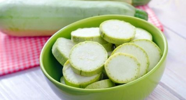 Bulharské recepty na marinování cukety na zimu