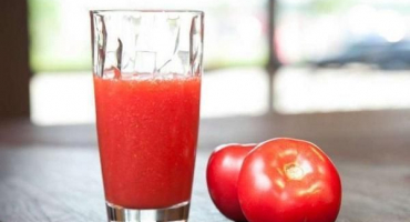 Top 10 nejlepších receptů na rajčatovou šťávu na zimu doma
