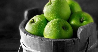 Top 2 recepty na přípravu kompotu z kyselých jablek na zimu